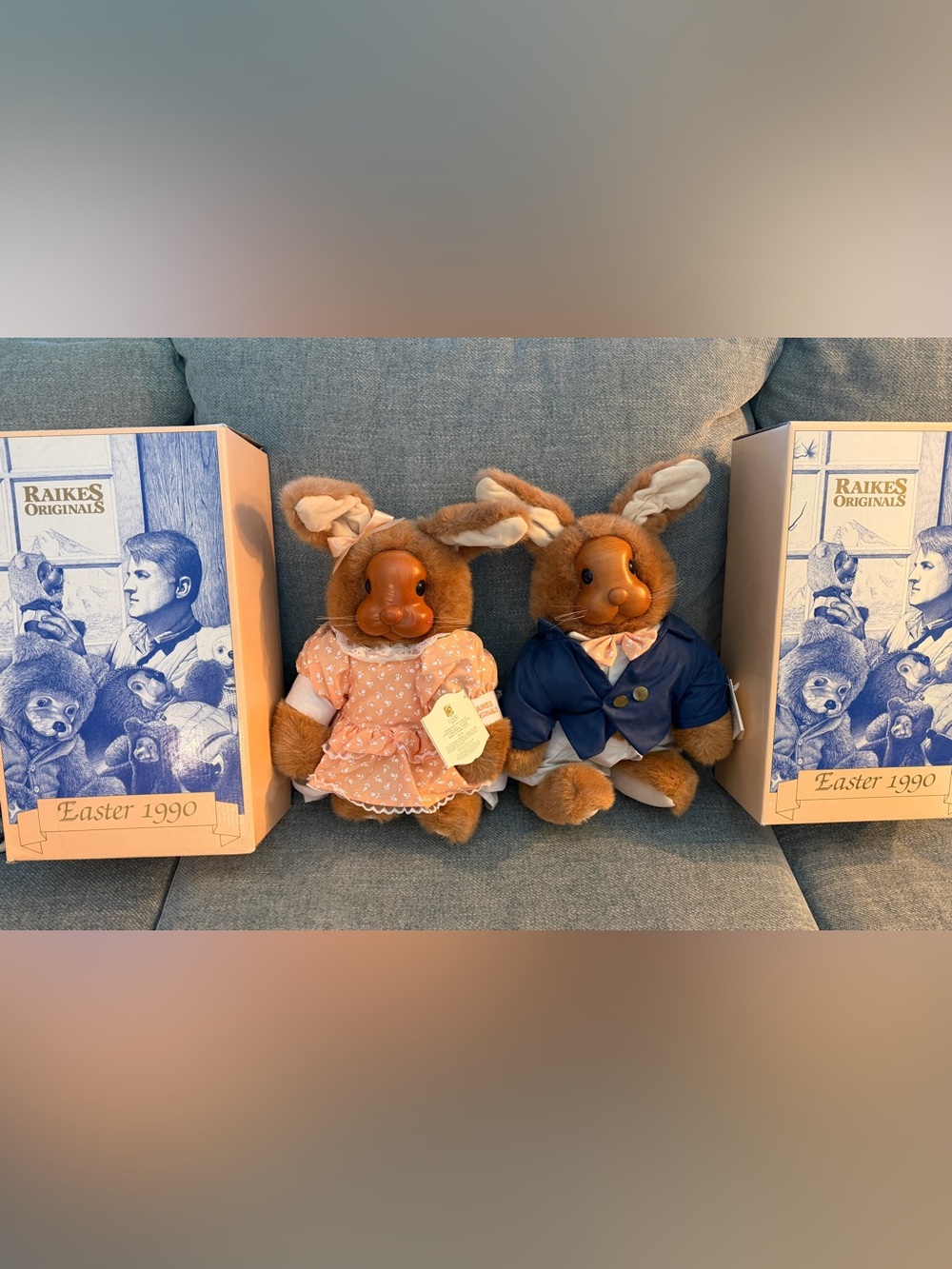 Vintage 1990 Robert Raikes Aunt Mary Lou & Uncle Vincent Easter Bunny Pair